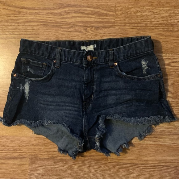 H&M Dark Denim Cutoff Shorts - Picture 2 of 6